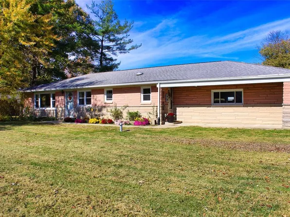 6324 W Us Highway 52, New Palestine, IN 46163