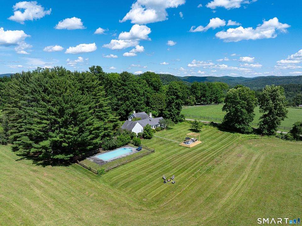1st image of 461 Wells Hill Road