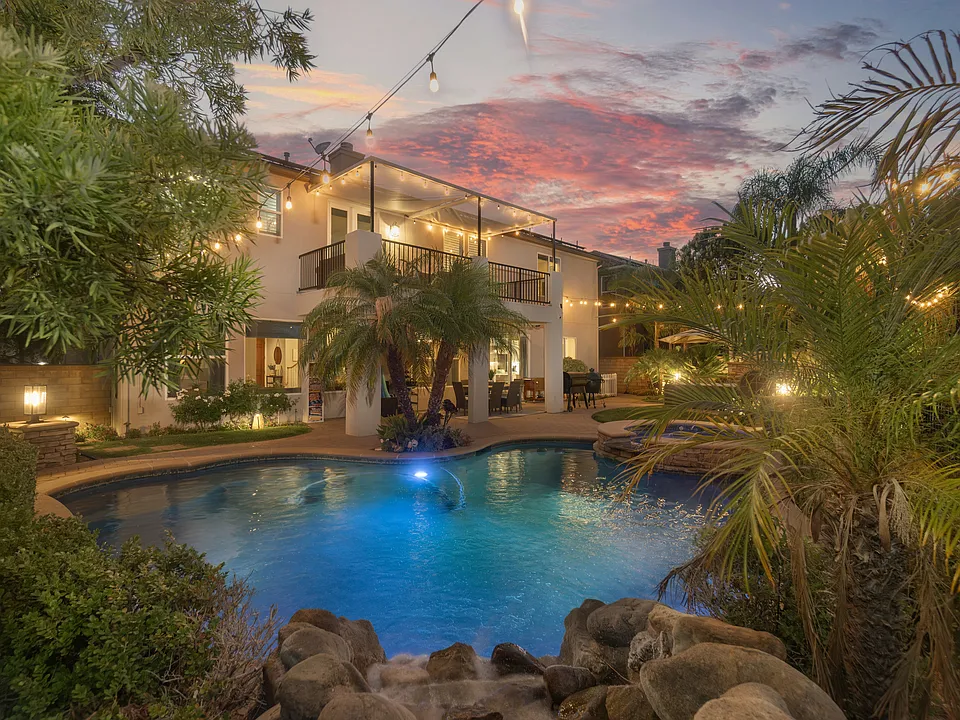 Hacienda Dr