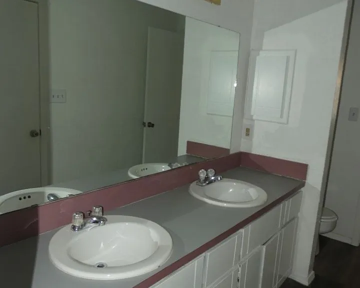 2905 NE Tortoise Dr #D — Photo 18