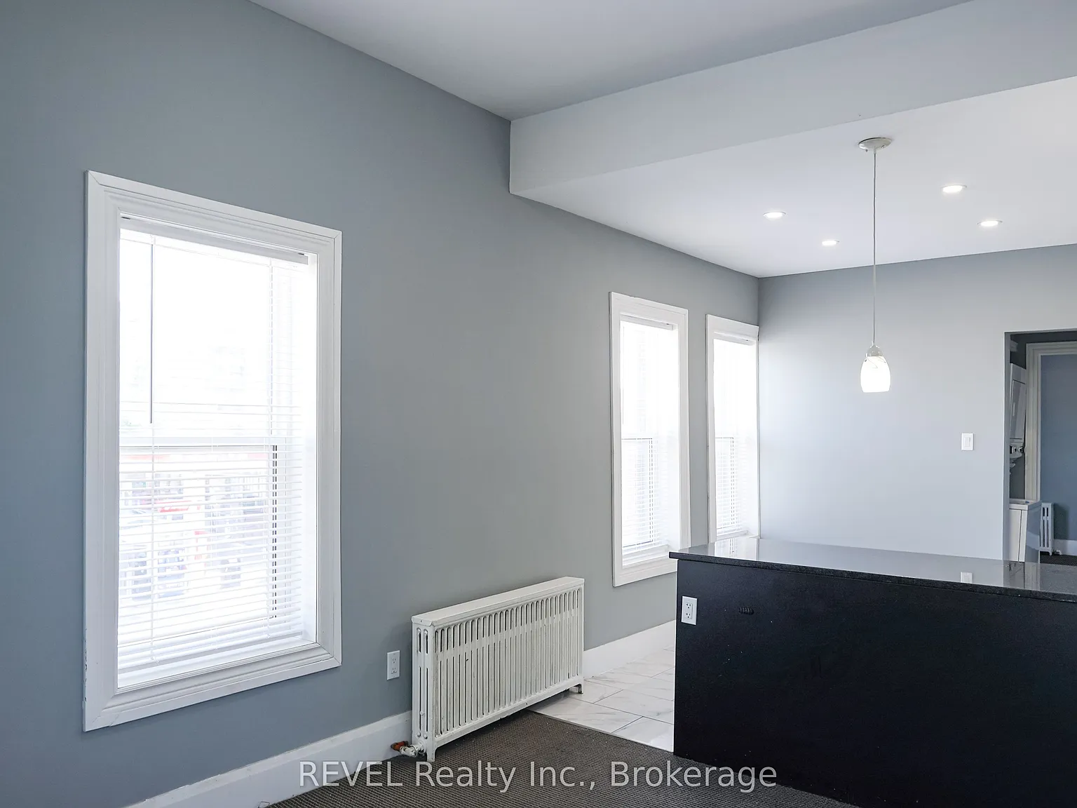 2 bed, $1,695 — Photo 4