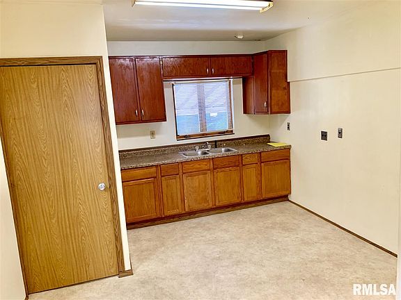 4th image of 461 S Chambers St