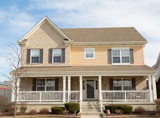 213 Dawn Ct, Elgin, IL 60124