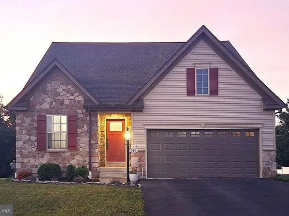 316 Hollyhock Dr, Manchester, PA 17345