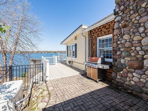 4th image of 13756 Rustic Dr