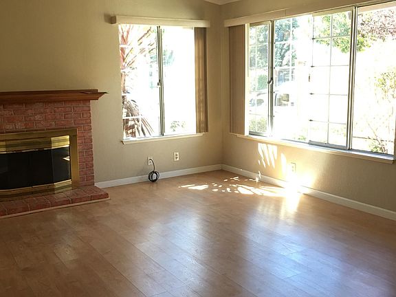 Living room with fireplace