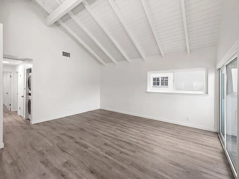 211 Cypress St #1/2 — Photo 7