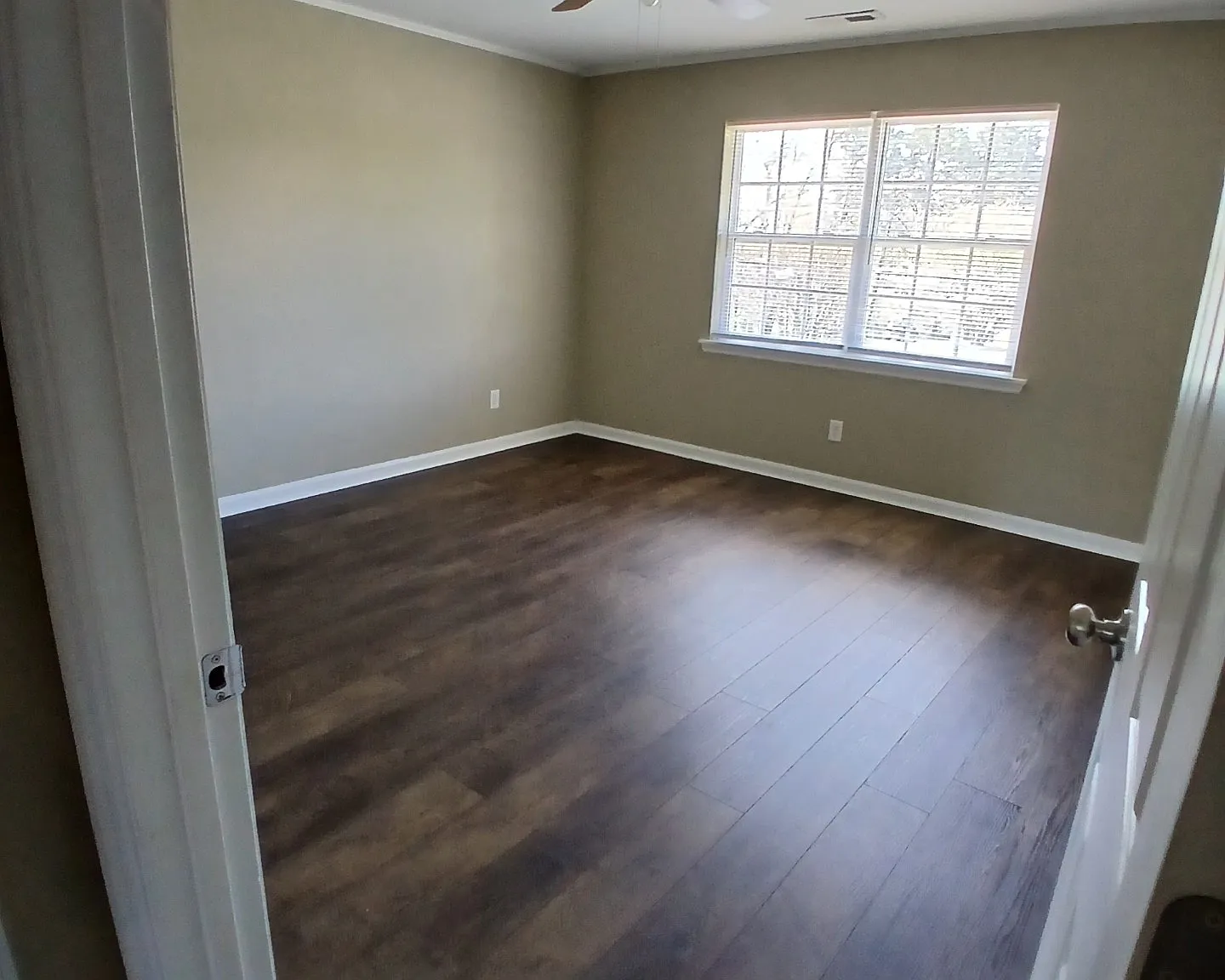2 bed, $1,295 — Photo 4