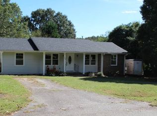 105 Greenfield Ave, Pendleton, SC 29670