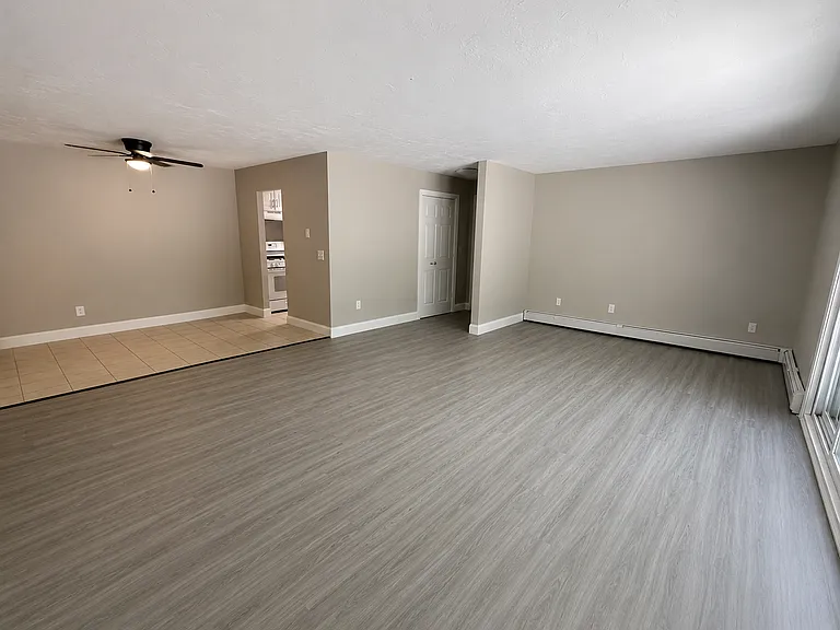 283-435 Oaklawn Ave #116 — Photo 2