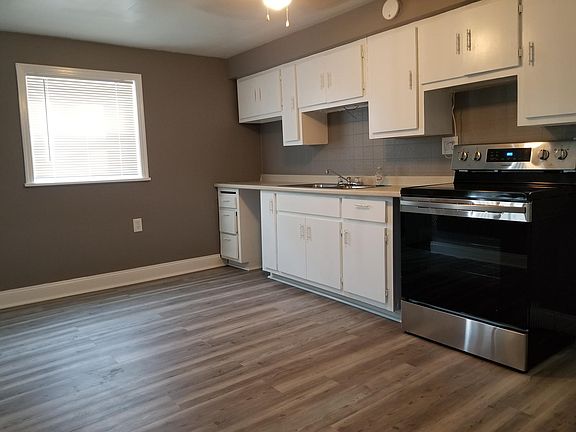 Spacious Kitchen