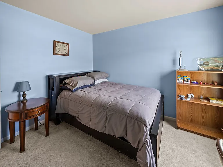 415 Valdez Ct — Photo 43