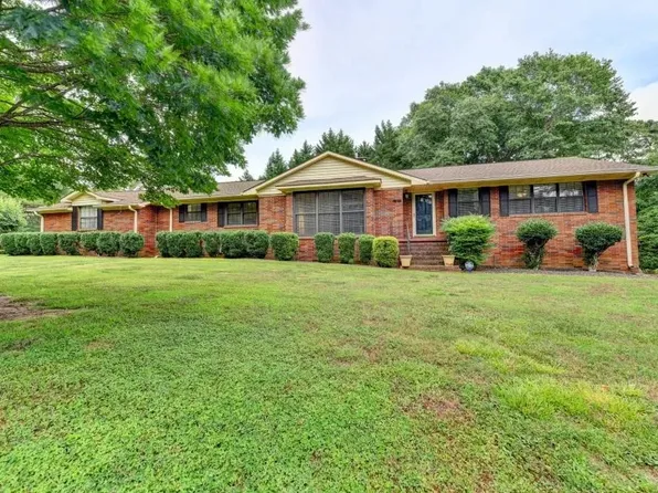 1120 Wessell Rd NW, Gainesville, GA 30501