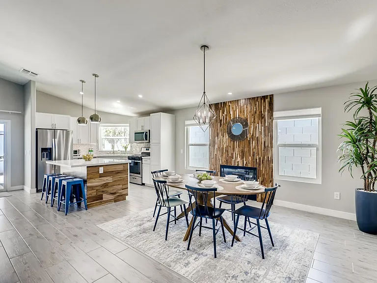 5538 Lonesome Biker Ln — Photo 1