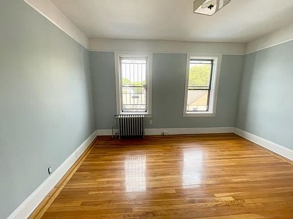 3rd image of 270 Harrison Ave APT 410