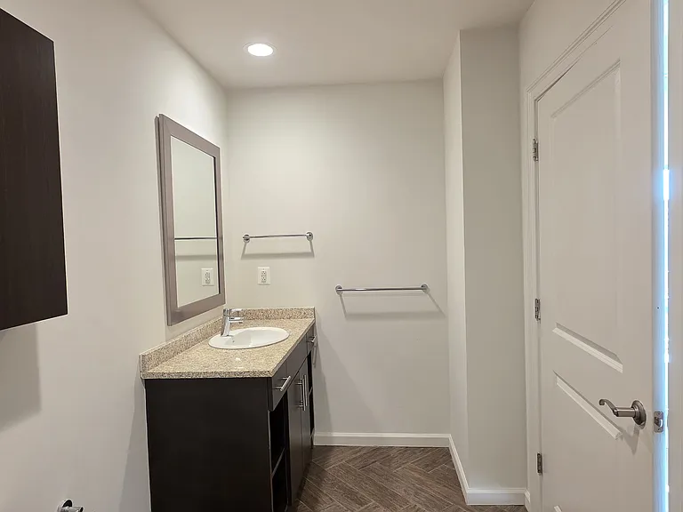 252 N Christopher Columbus Blvd #1602 — Photo 28