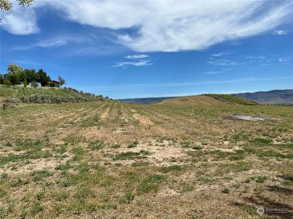 3400 Cathedral Rock Road, Malaga, WA 98828