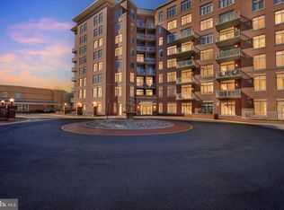4490 Market Commons Dr Unit 110, Fairfax, VA