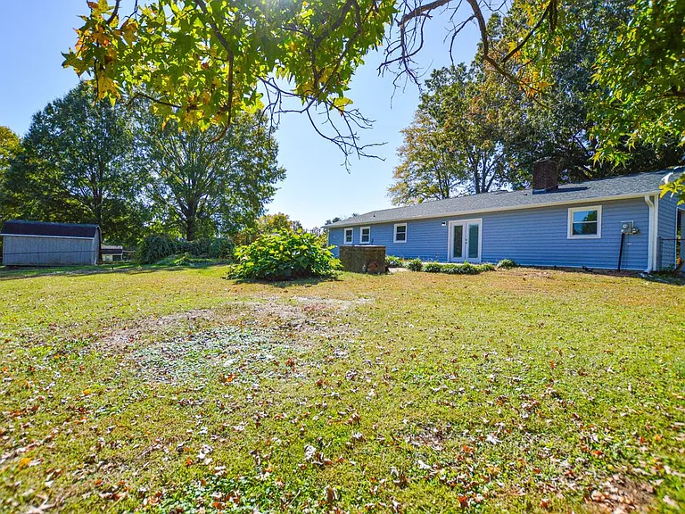 5385 Macy Grove Rd — Photo 33