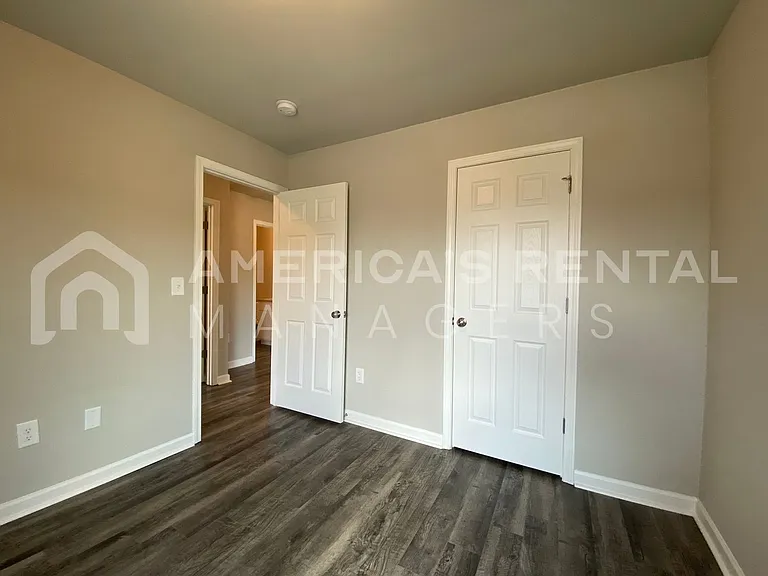 52 Cottage Ln — Photo 21