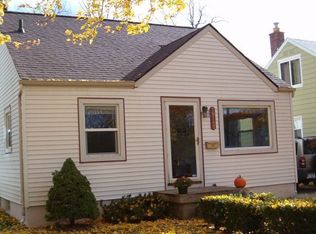 19142 Glenmore, Redford, MI 48240