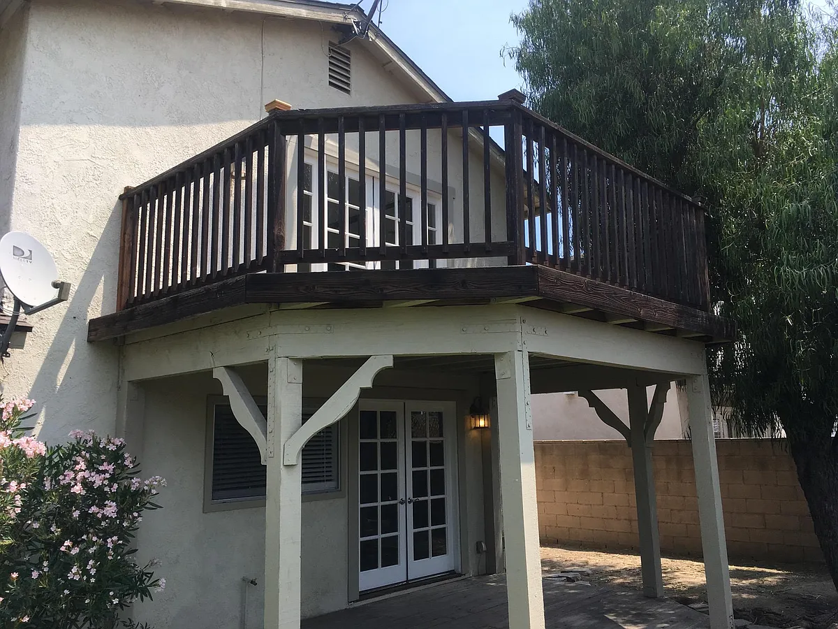Building Photo - 3934 Yellowstone Cir