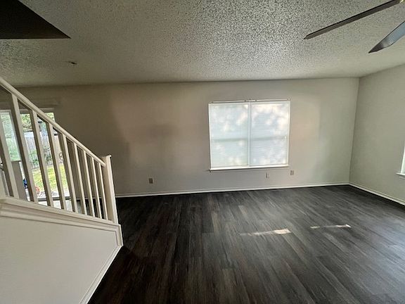 3rd image of 7242 Artisan Ln