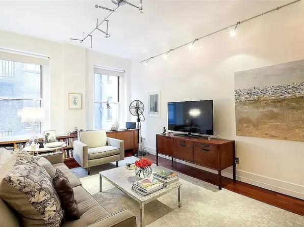 66 Leonard Street image 1 of 15