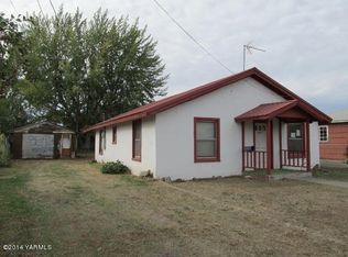 270 Horschel Rd, Wapato, WA 98951