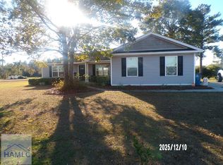586 Caleb Cir, Jesup, GA 31545