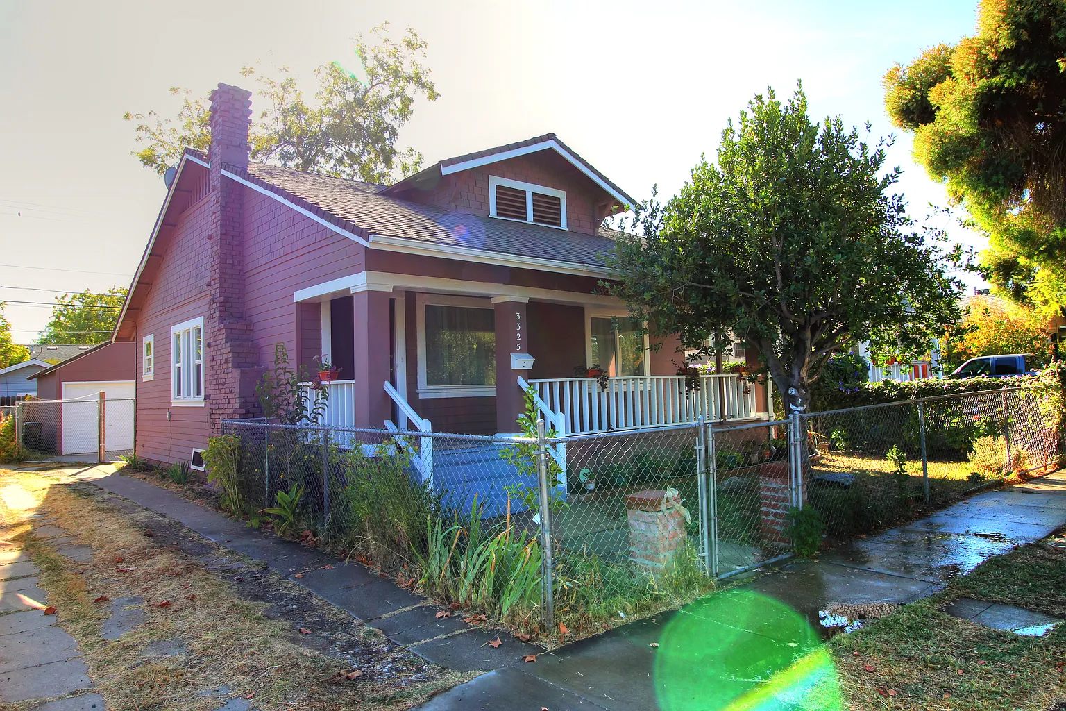 3325 42nd St photo 1