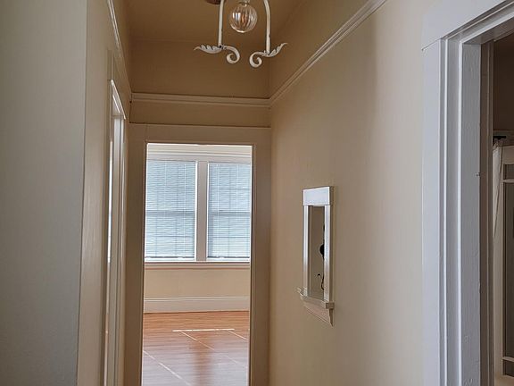 5th image of 533 Lincoln Way #1