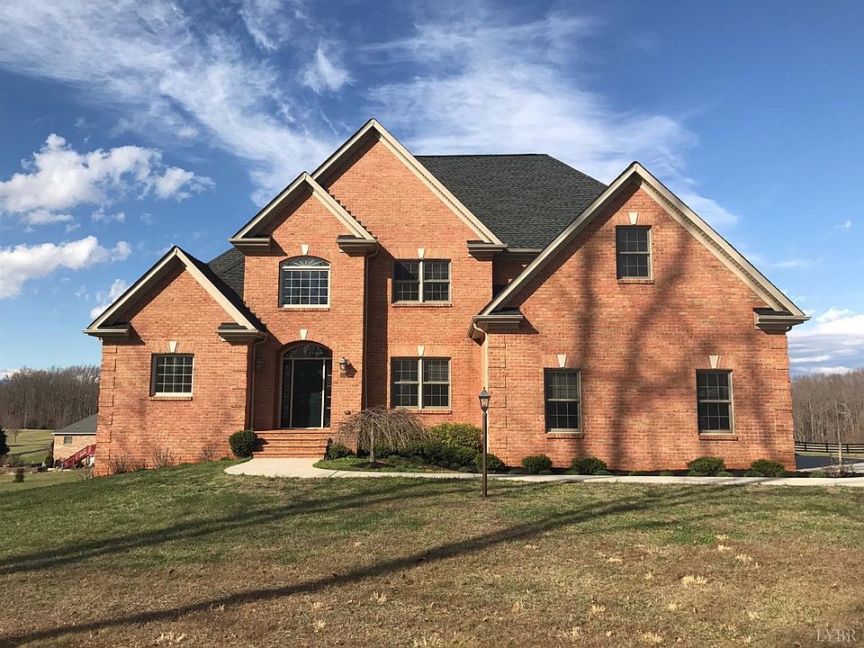 1st image of 1118 Oak Lawn Dr N