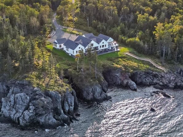 868 Fundy Dr, Campobello Island, NB E5E 1X5