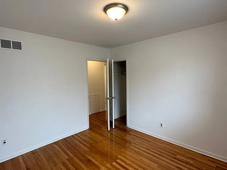 435 Rennard St #2 — Photo 16