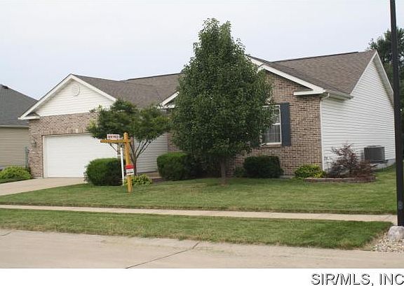 5th image of 4845 Danielle Ct