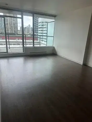 1 bed, 1.0 bath, 649 sqft, $2,550 — Photo 3