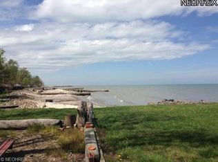 4301 E Lake Rd, Sheffield Lake, OH 44054