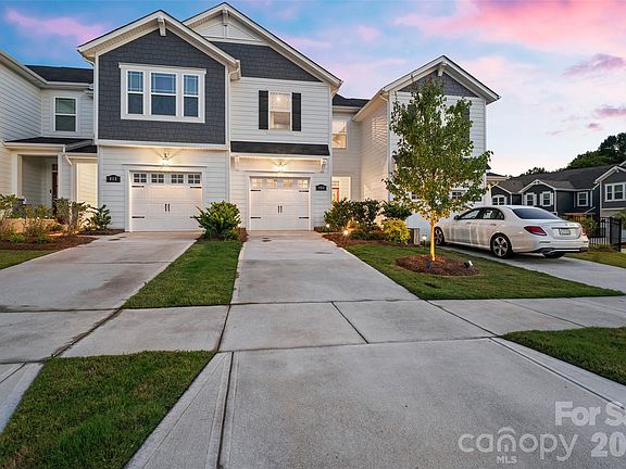 2nd image of 608 Cassidy Ct