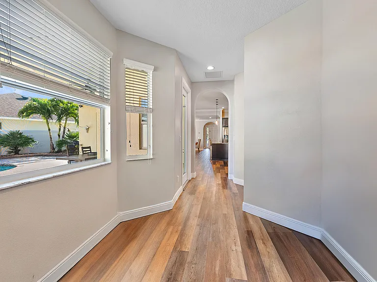10352 SW Westlawn Blvd — Photo 19