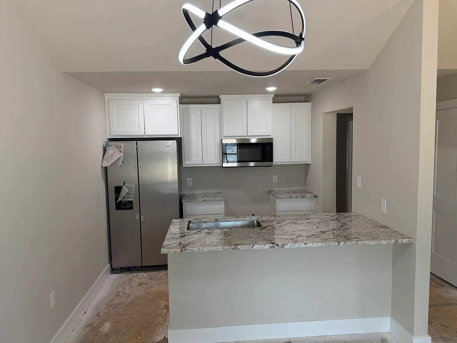 3 bed, 1376 sqft, $1,775 — Photo 3