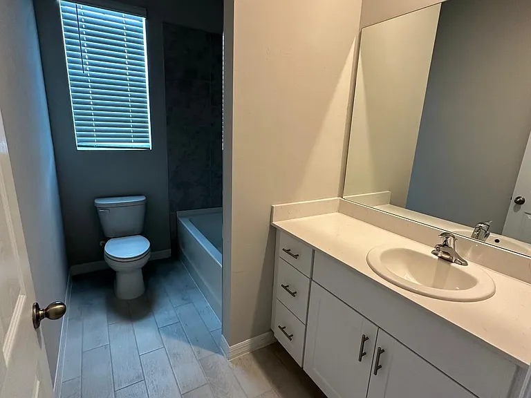826 Friendship Cir — Photo 12