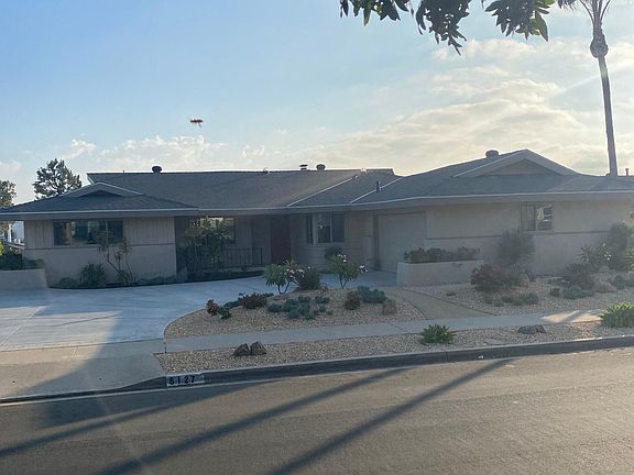 2nd image of 6127 Del Cerro Blvd