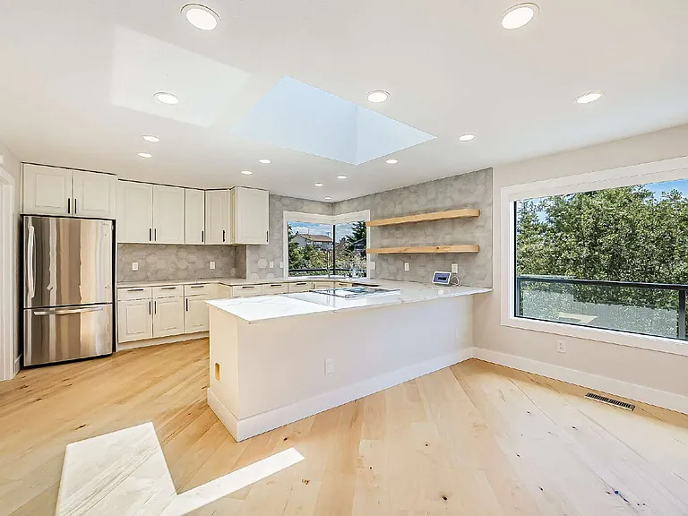 4634 Lighthouse Dr NE — Photo 42