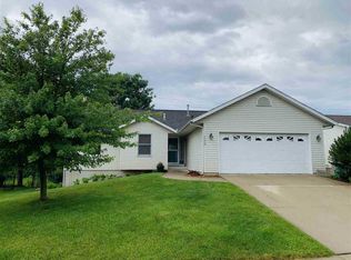 3009 38th Ave SW, Cedar Rapids, IA 52404