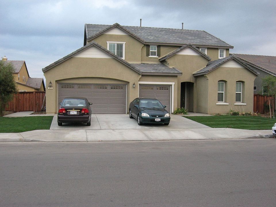 1st image of 273 Center Grove Way