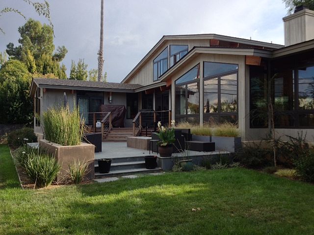 2nd image of 3617 Louis Rd