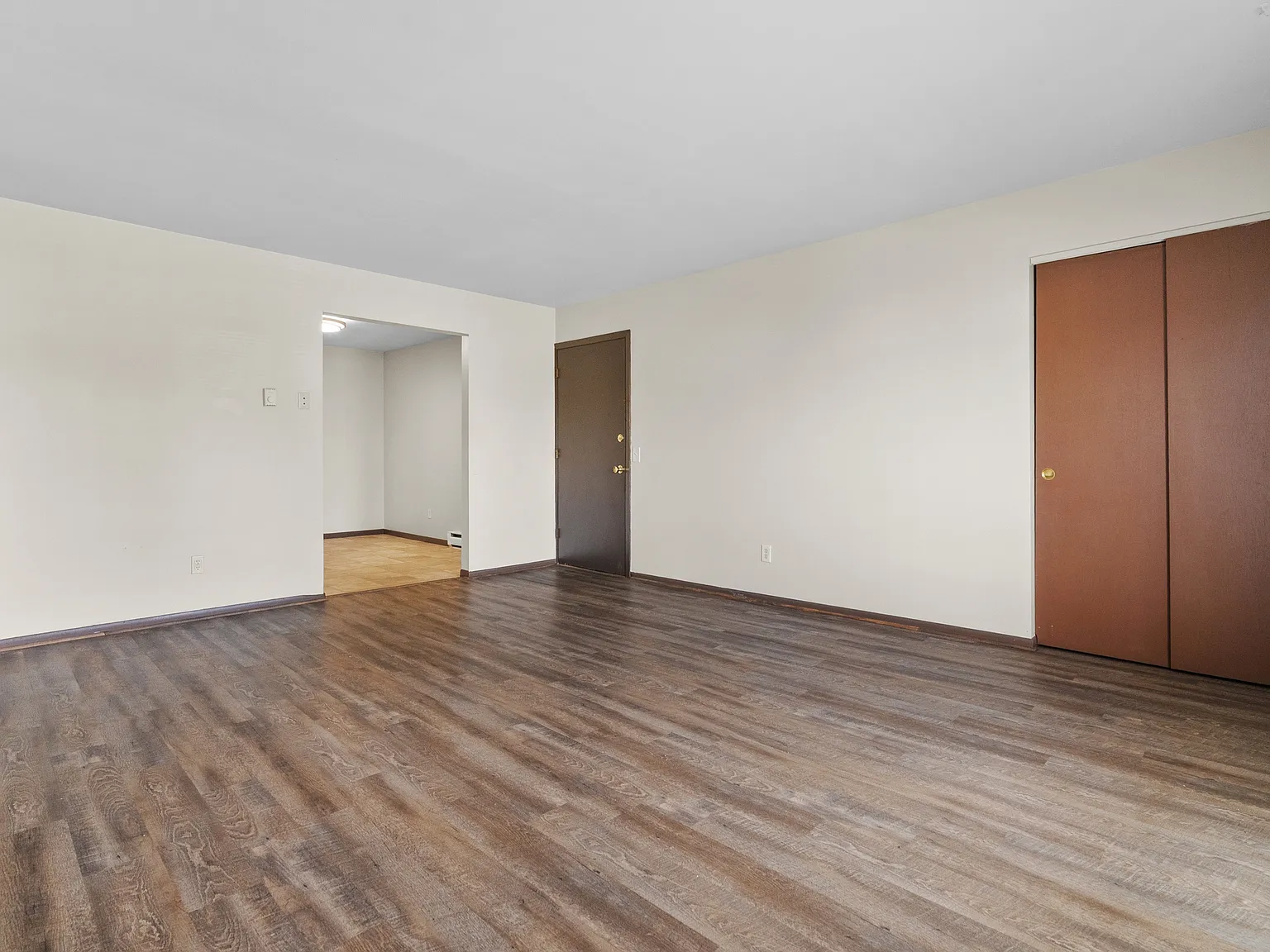 1120 19th Street - 5 — Photo 3