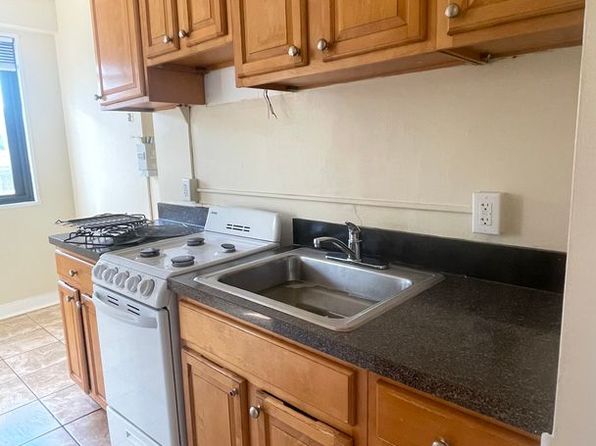 2311 N Front St #1102