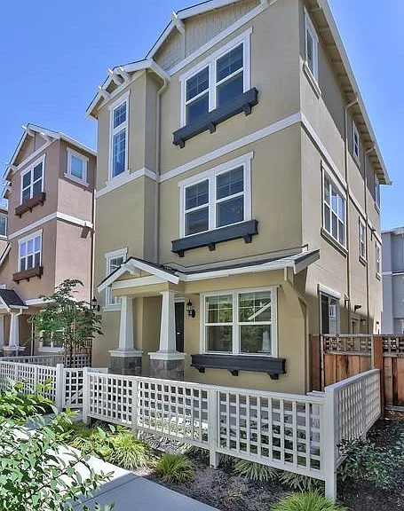 2913 Pescadero Ter — Photo 1